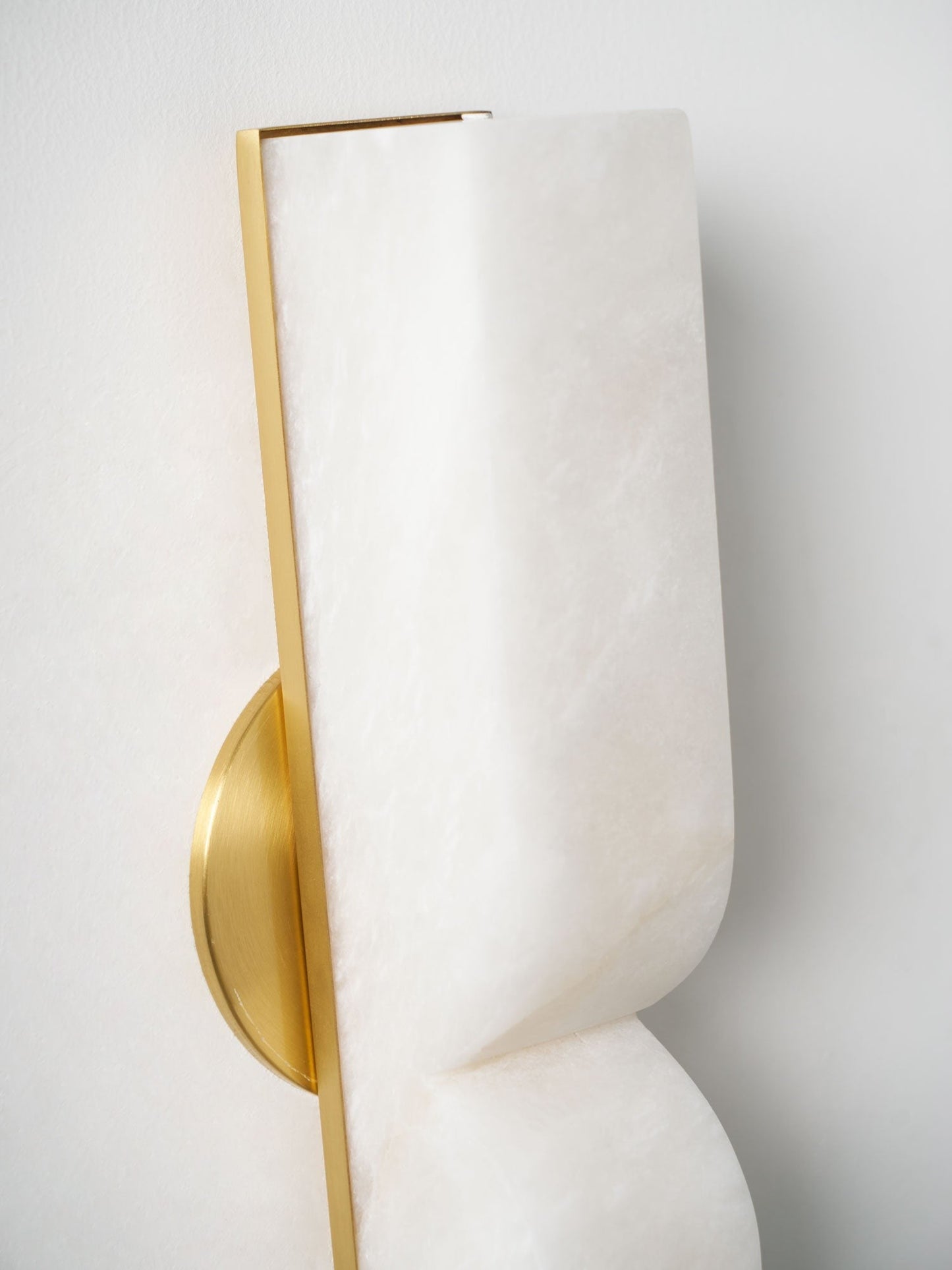 Alabaster Essence Vertical Wall Sconce