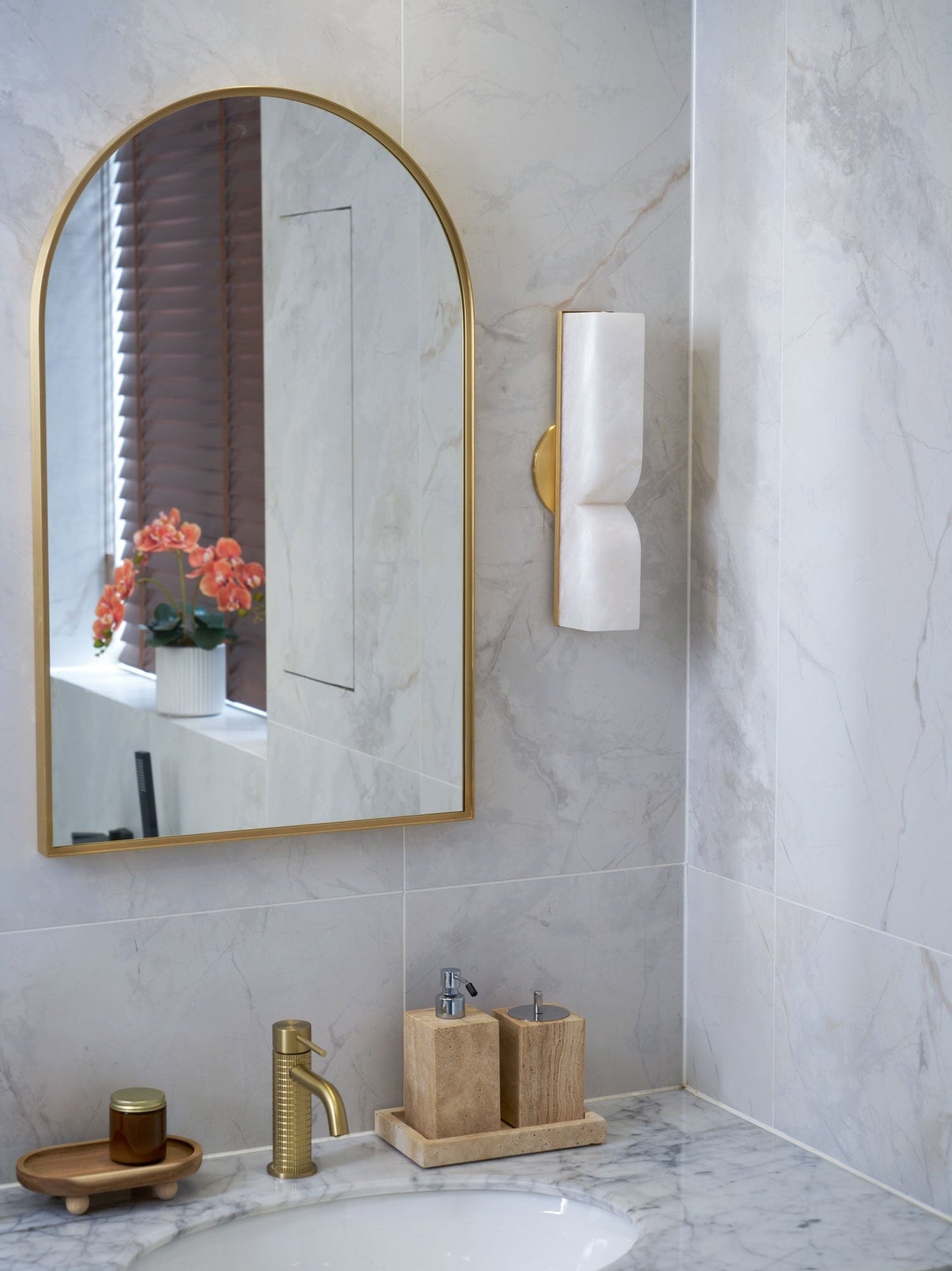 Alabaster Essence Vertical Wall Sconce