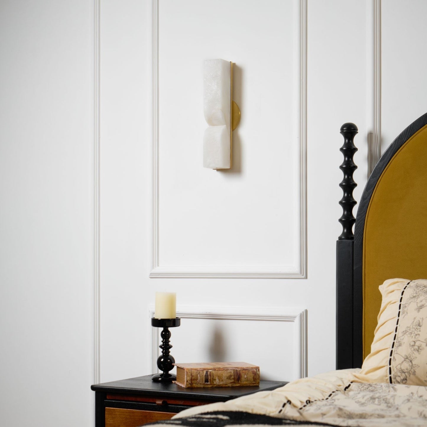 Alabaster Essence Vertical Wall Sconce