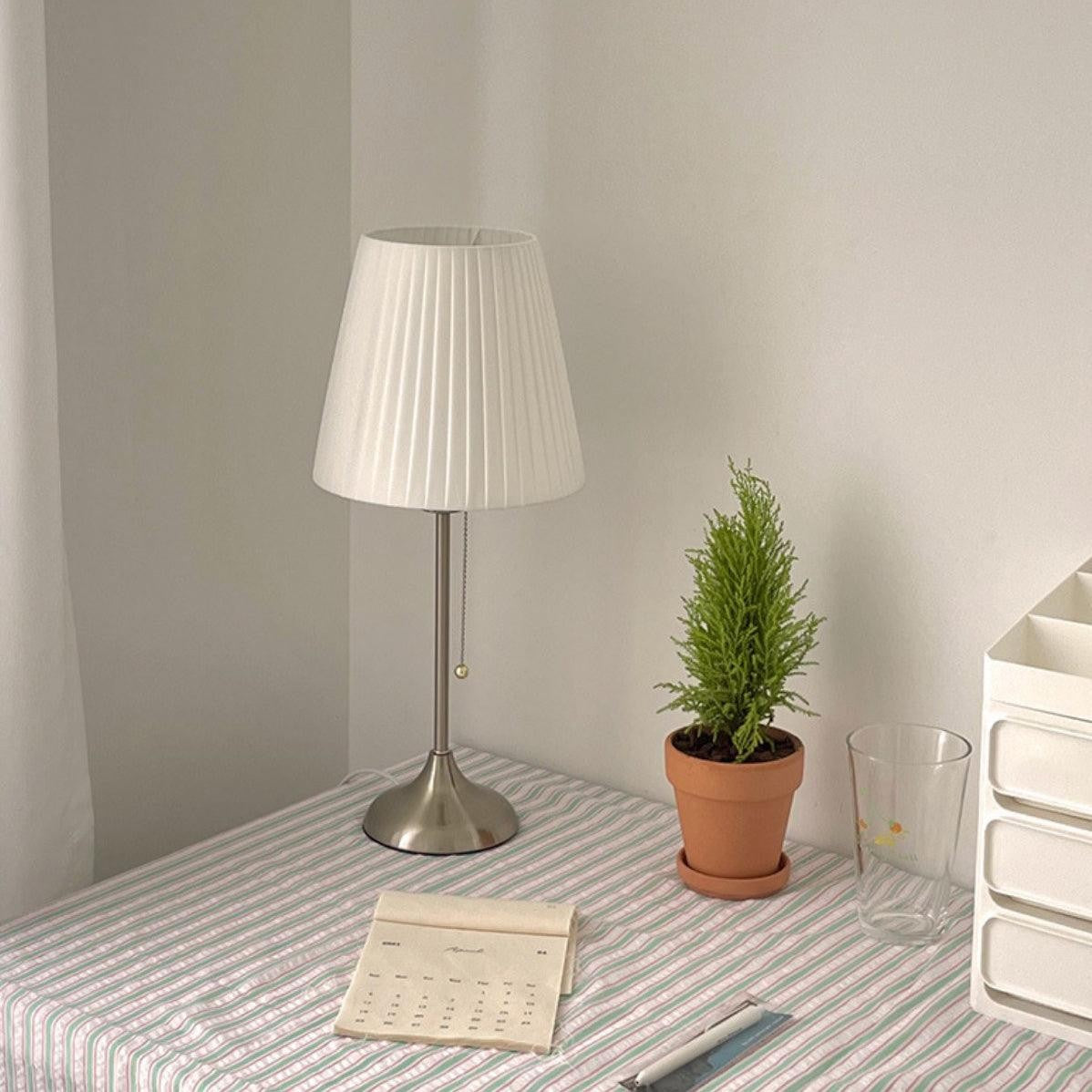 Arstid Classic Column Table Lamp