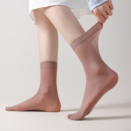 Lumea Two-Toe Flip-Flop Socks