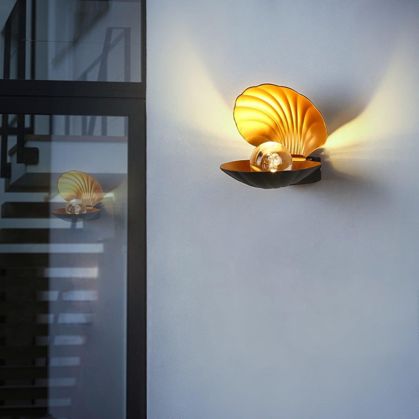 Pearl Shell Sculpted Wall Light