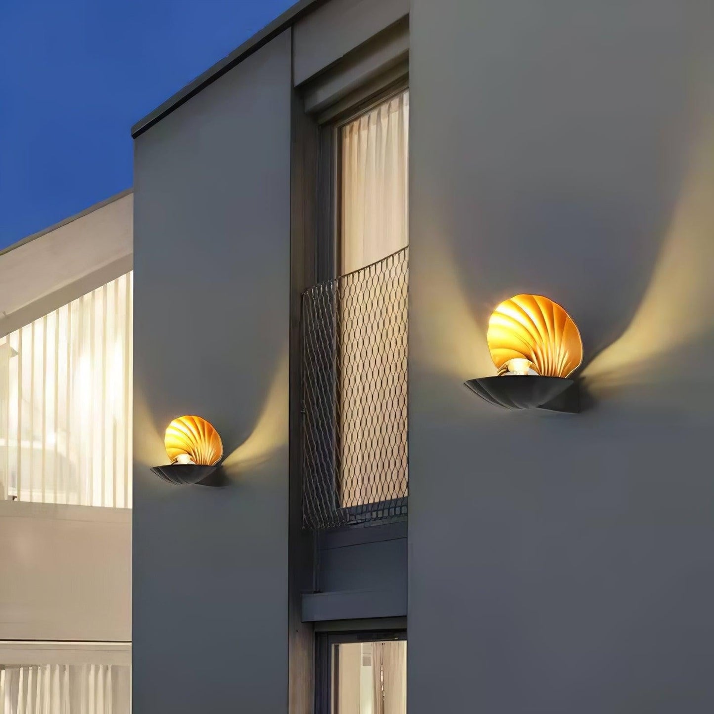 Pearl Shell Sculpted Wall Light