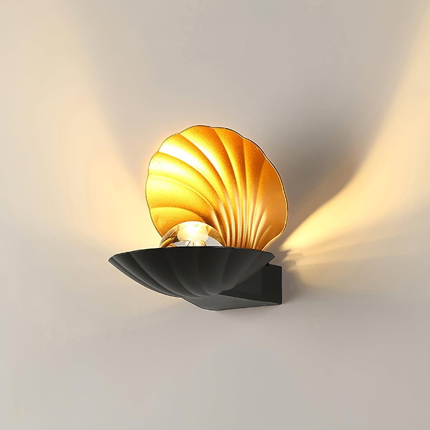 Pearl Shell Sculpted Wall Light