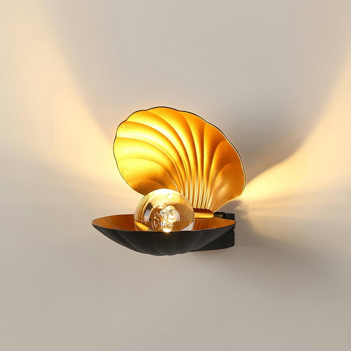 Pearl Shell Sculpted Wall Light