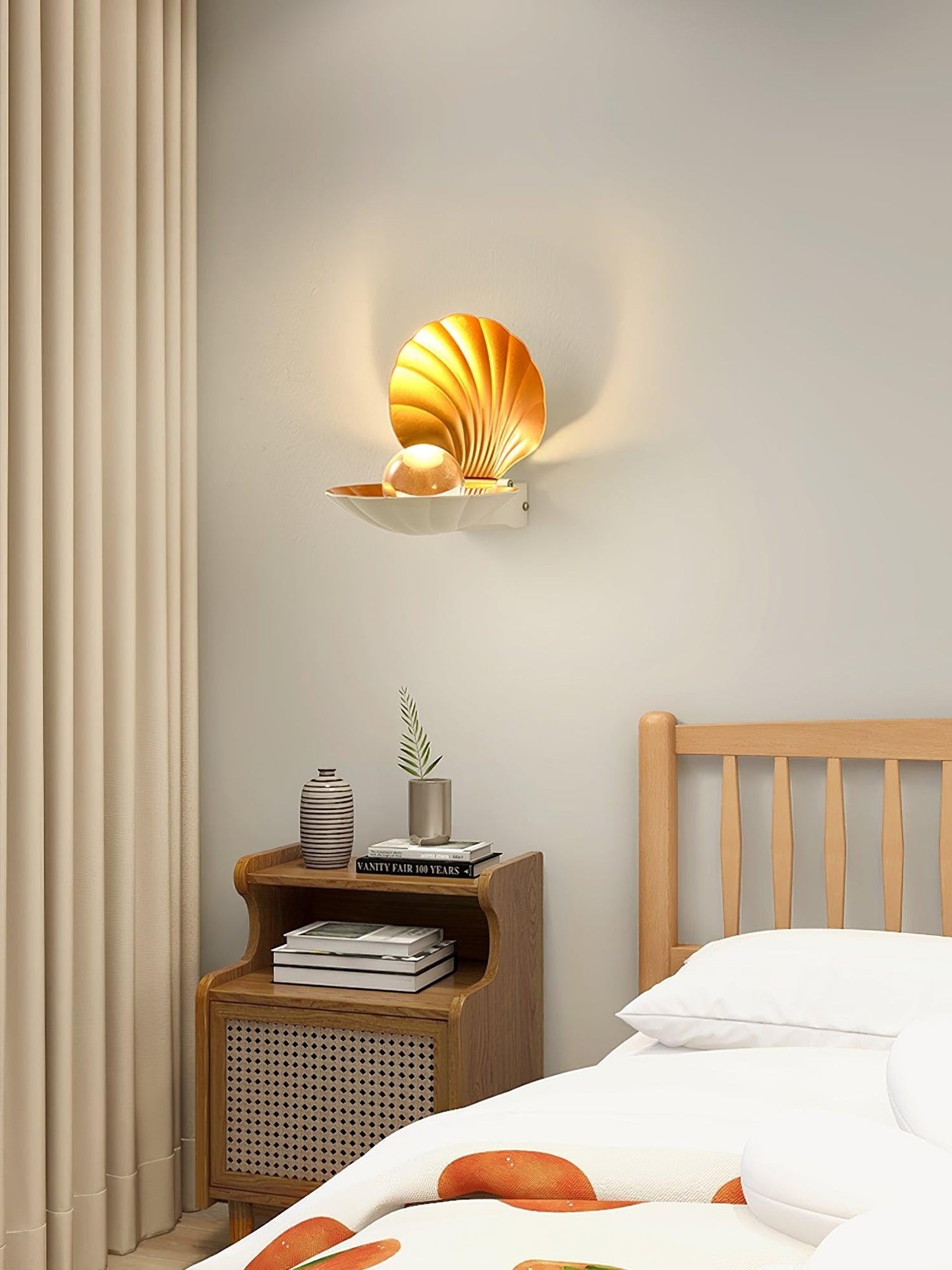 Pearl Shell Sculpted Wall Light
